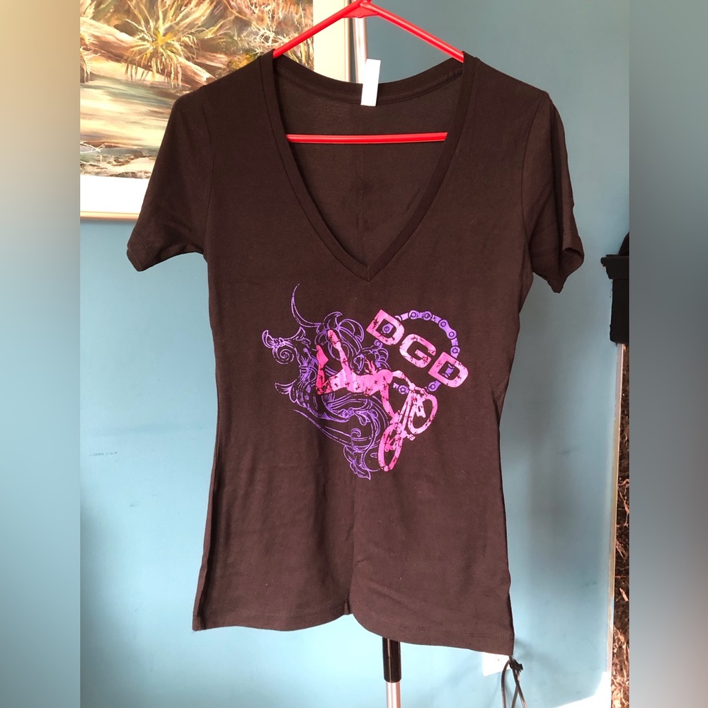 T-shirt - Picture 1 of 4